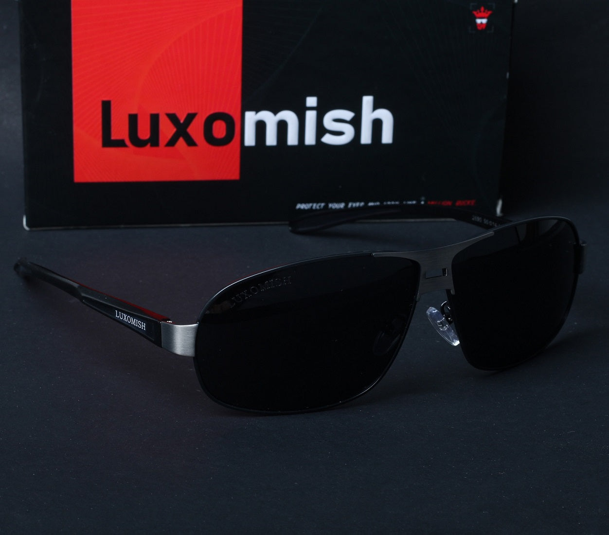 Luxomish Oval Black Polarized Al-Mg Sunglasses