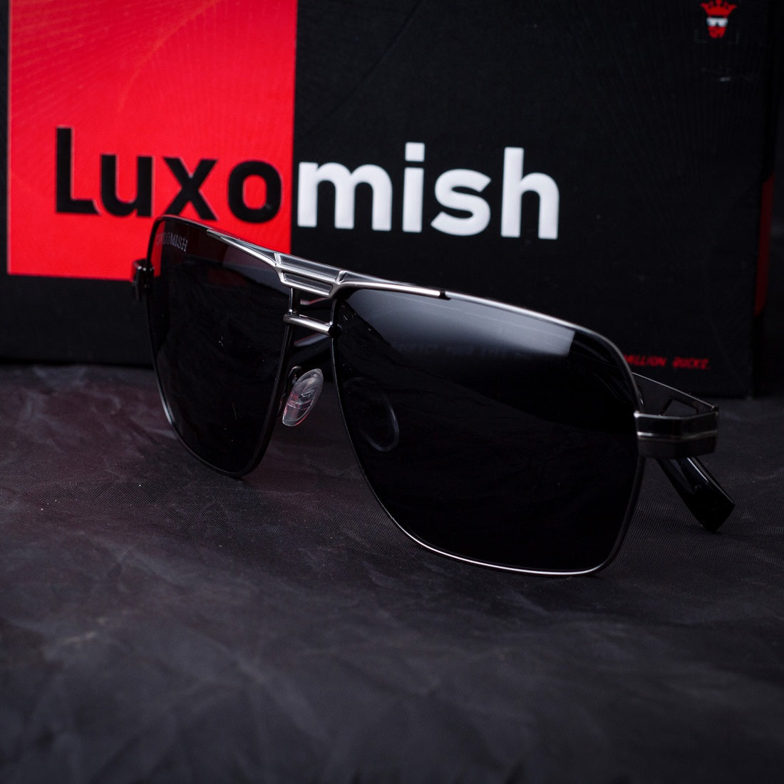 Luxomish Blaze Metal Frame Square Sunglasses