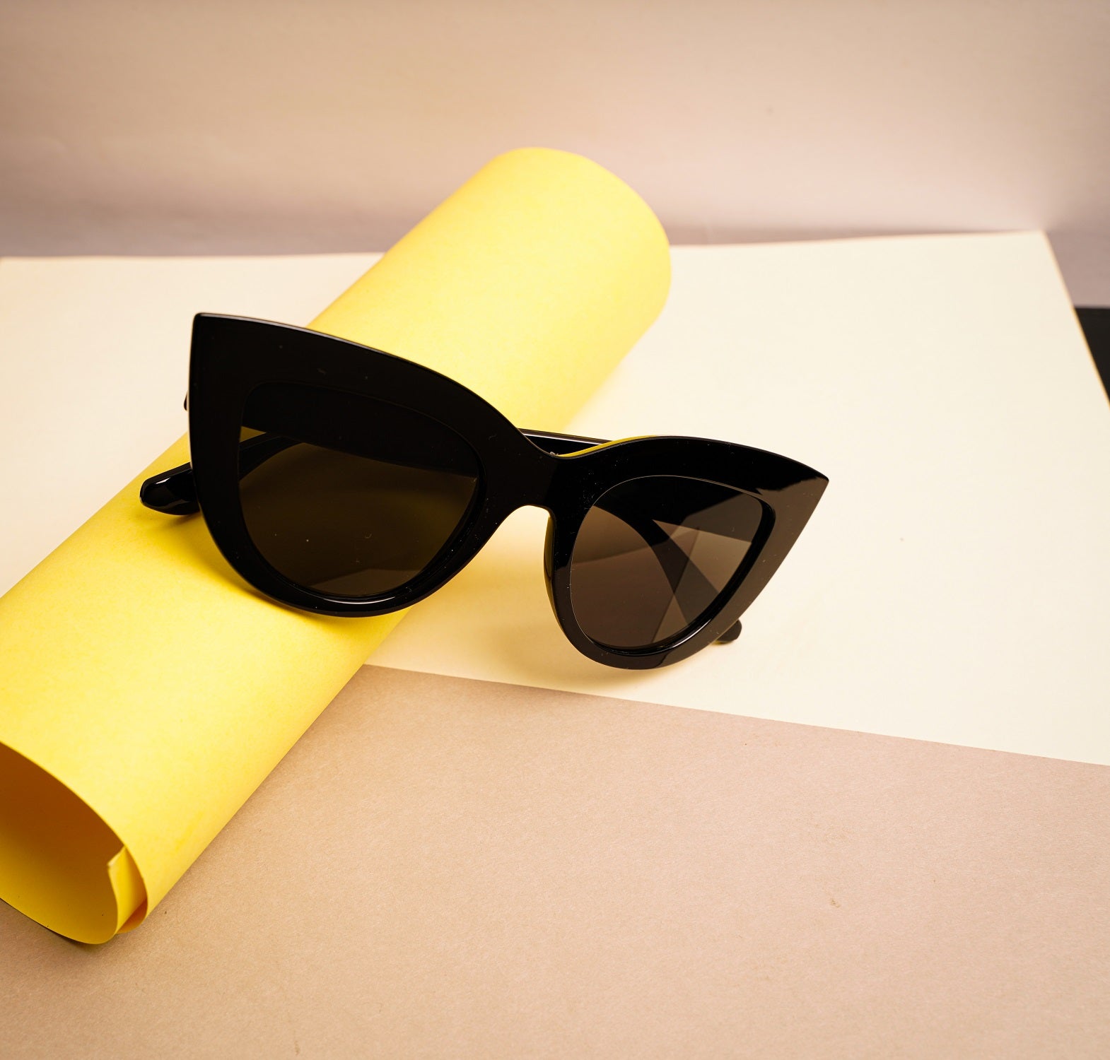 Retro Cateye Sunglasses