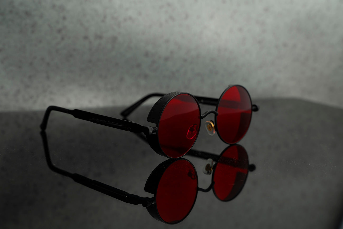 Steampunk Round Sunglasses - Black Red